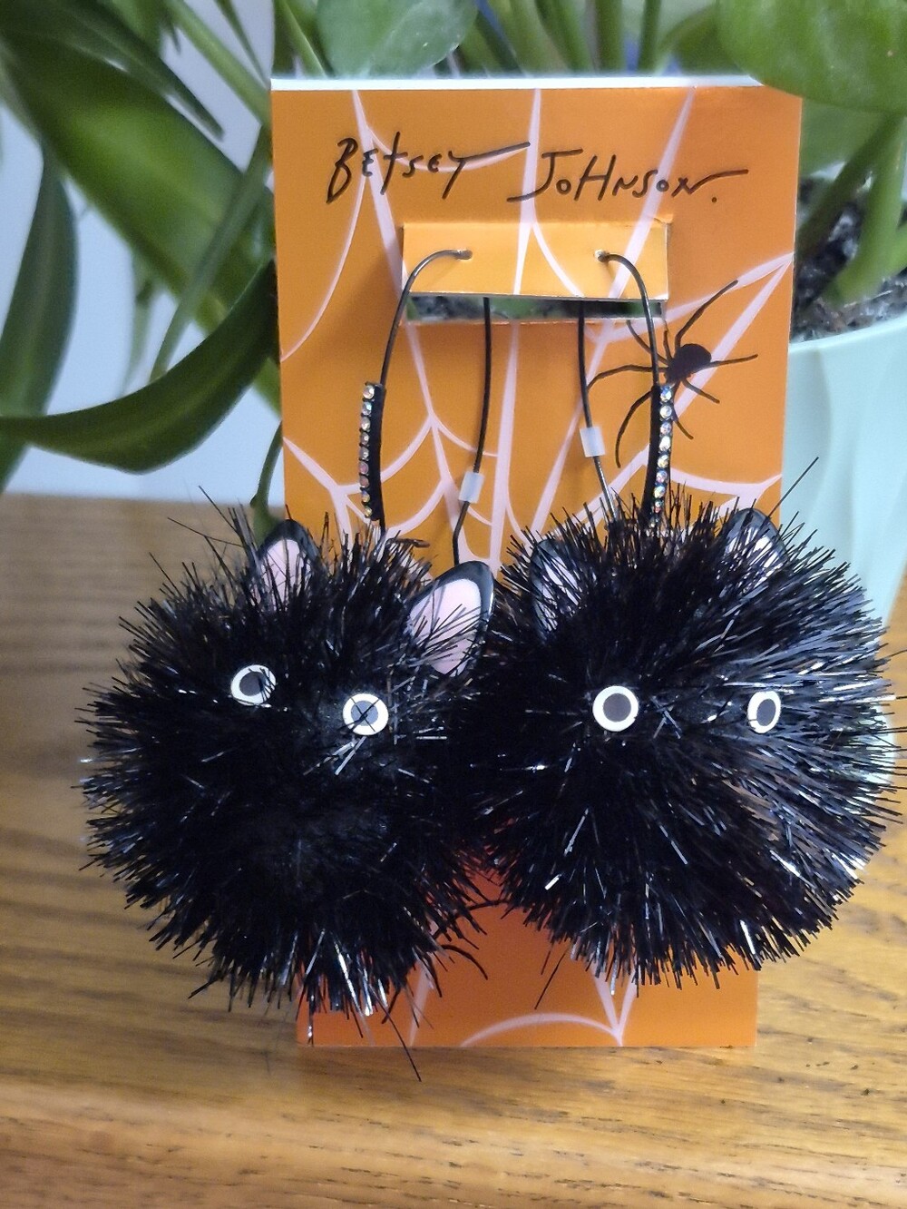 Betsey Johnson Black Fuzzy Cat Pom Drop Earrings. NEW WITH TAGS - Picture 4 of 5